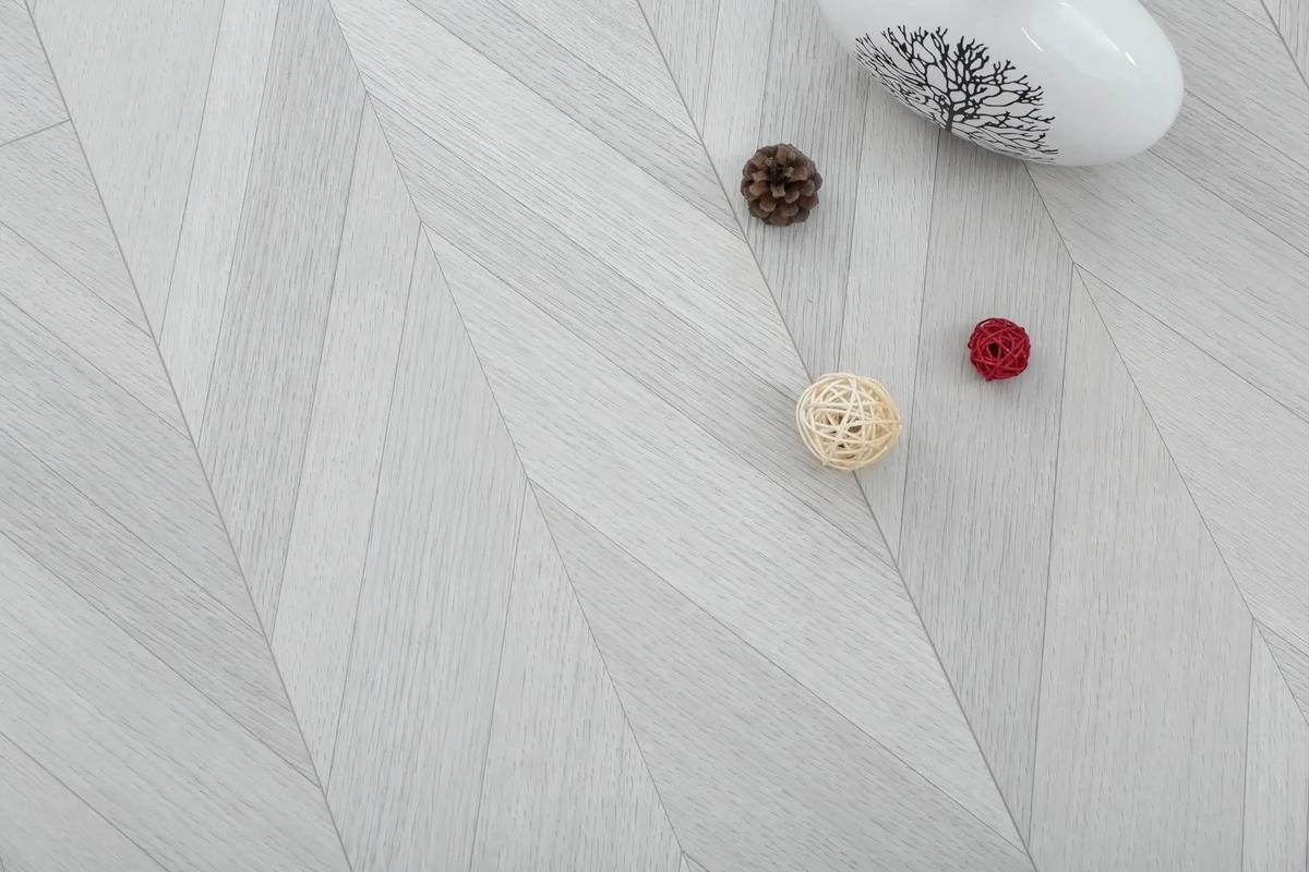 强化鱼骨拼地板 外贸出口花色引领时尚潮流