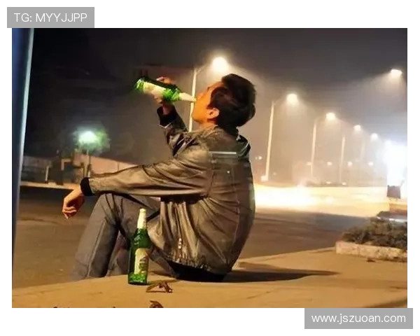 《醉后一夜》:一场酣畅淋漓的宿醉,一次触及灵魂的温柔 《醉后一夜》:一场酣畅淋漓的宿醉,一次触及灵魂的温柔